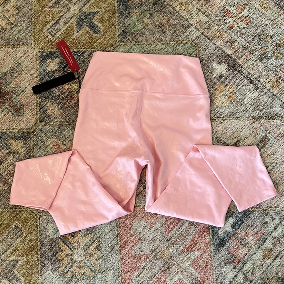 NWT CARBON 38 LIGHT PINK/METALLIC HIGH RISE LEGGINGS SIZE LARGE - Picture 5 of 5